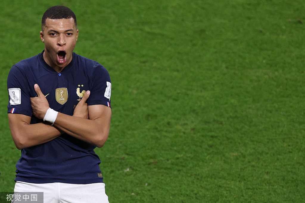 4. 主演：陈宝国、冯远征、许晴，一口气看完国剧经典《老中医》全集